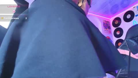 Snapshot of alicee_revess chatting on October 17, 3:27 pm Danna online show from October 17, 3:27 pm