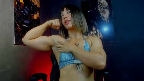 alicefit_212 online show from September 17, 4:10 pm