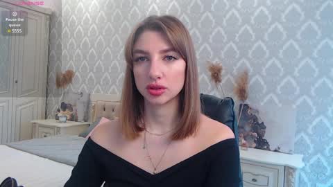 AliceGarsia online show from December 7, 6:15 am