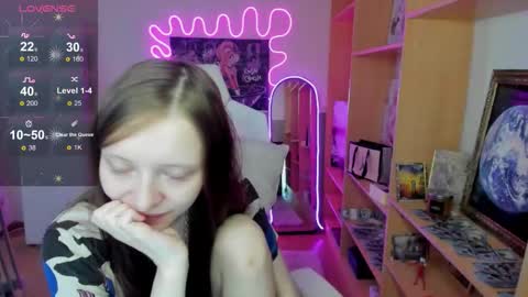 Alie online show from November 15, 3:52 am