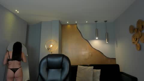 Snapshot of aliceharperx chatting on October 14, 7:17 pm Alice online show from October 14, 7:17 pm