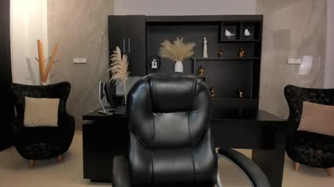 Snapshot of aliceharperx chatting on March 2, 2:41 am Alice online show from March 2, 2:41 am