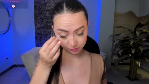 Alice online show from March 19, 9:20 pm