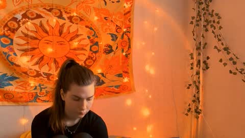 Alice online show from March 7, 5:29 am