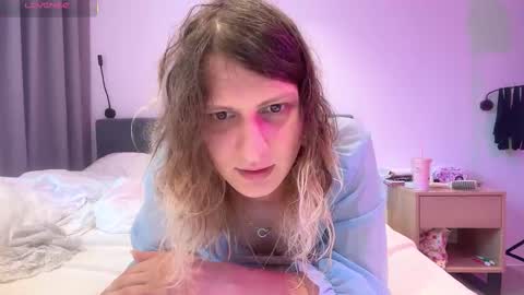 AlicePinkhead online show from October 24, 9:10 am