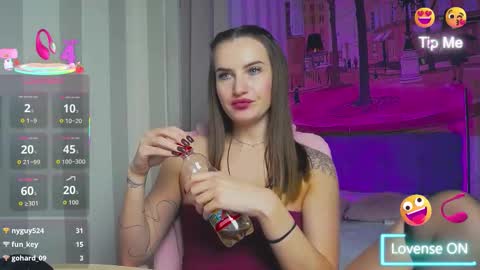 Snapshot of alicesweet379 chatting on October 18, 12:37 am Alice online show from October 18, 12:37 am