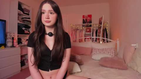 from wonderland online show from January 17, 3:43 pm