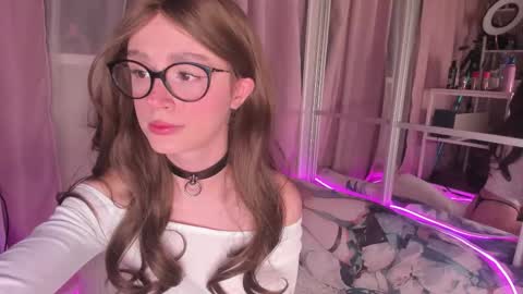 from wonderland online show from January 8, 3:29 pm