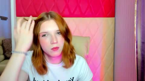 Alice  Princess  online show from March 25, 7:37 am