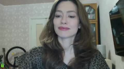 Alicia online show from March 23, 4:45 pm