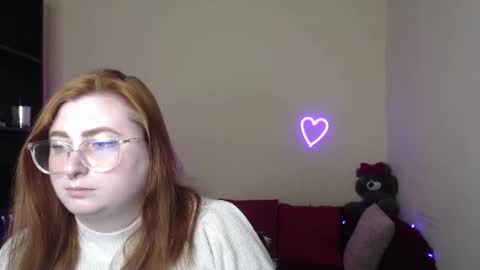 Alicia online show from April 8, 6:05 am