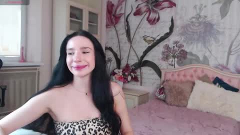 Veronica online show from October 8, 12:00 pm