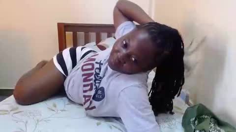 alicialust1 online show from February 17, 1:00 pm