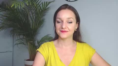 Snapshot of alicialux chatting on December 11, 7:14 pm Alicia online show from December 11, 7:14 pm