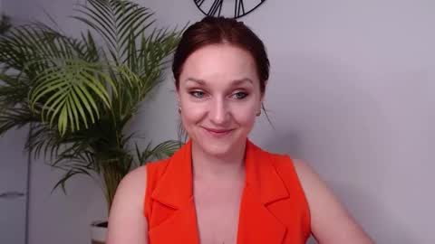 Snapshot of alicialux chatting on March 12, 11:09 am Alicia online show from March 12, 11:09 am