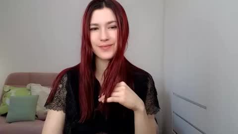 Snapshot of alicianoveli chatting on October 18, 10:41 am alicianoveli online show from October 18, 10:41 am