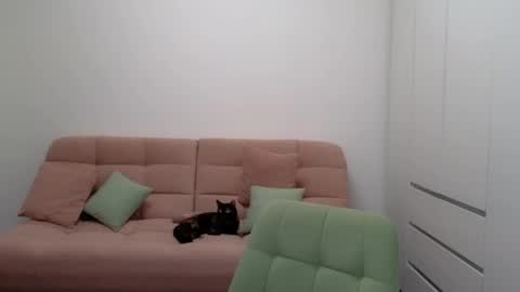 Snapshot of alicianoveli chatting on February 24, 11:43 am alicianoveli online show from February 24, 11:43 am