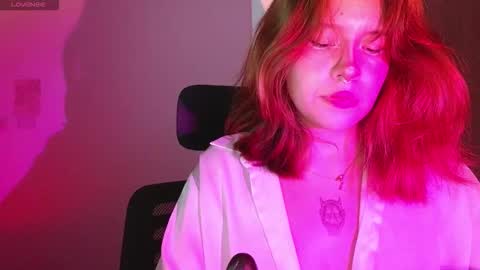 aliciia_23 online show from March 25, 3:35 am