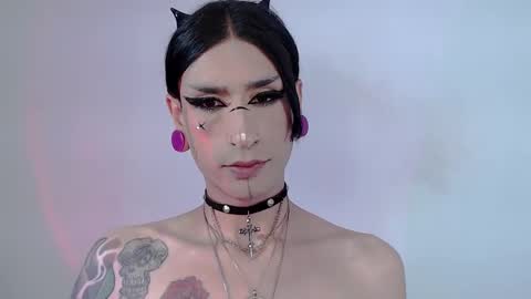     online show from September 15, 10:00 pm