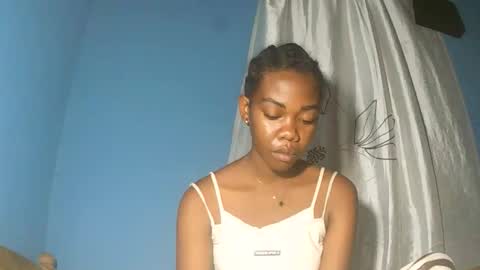 alihane21 online show from January 5, 7:06 pm