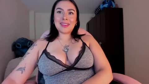 aliice_69 online show from February 8, 2:26 am