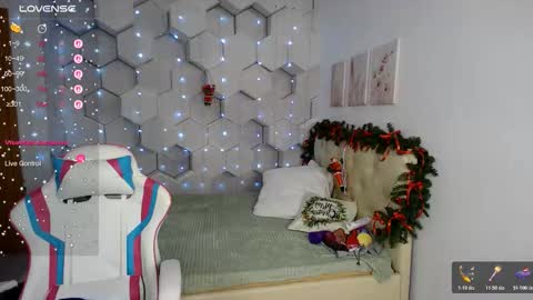 aliicemeow online show from December 20, 9:38 am