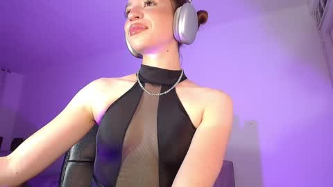  NYX  online show from June 9, 1:39 am