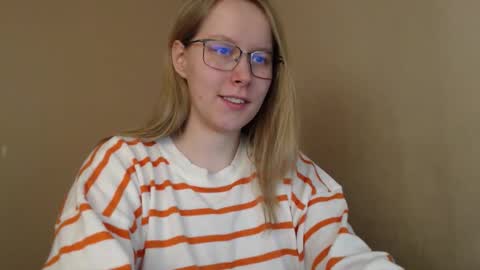 alinasei online show from February 17, 12:59 pm