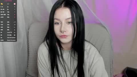 Aline Greeeen online show from February 19, 12:22 pm