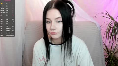 Aline Greeeen online show from March 8, 8:11 am