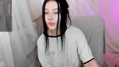 Aline Greeeen online show from February 27, 3:29 am