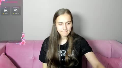 Snapshot of alisa__kelly chatting on September 23, 1:43 am alisa__kelly online show from September 23, 1:43 am