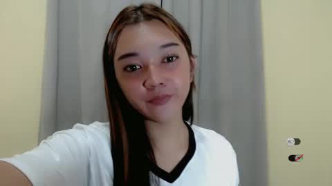 Snapshot of alisa_kiss_ chatting on February 13, 7:24 am Shanti xhey online show from February 13, 7:24 am