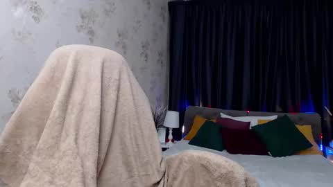Snapshot of alisawoods_ chatting on September 12, 7:38 pm Alisa online show from September 12, 7:38 pm