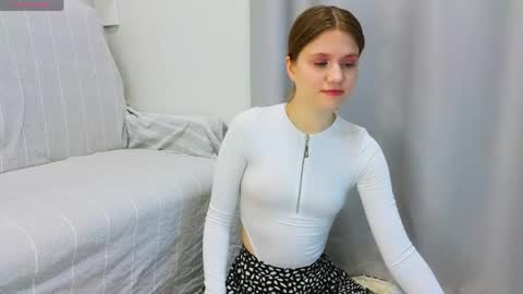 Alisia online show from June 7, 5:18 pm
