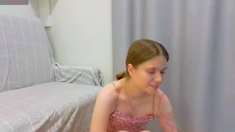 Alisia online show from June 22, 4:03 pm