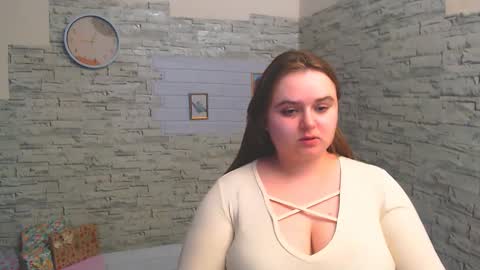 alison_noir_ online show from December 4, 2:09 pm