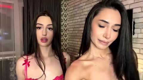 Alissa online show from January 10, 10:15 pm