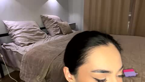 Alissa online show from October 9, 2:00 pm