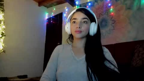 Alisson369  online show from December 4, 8:36 am