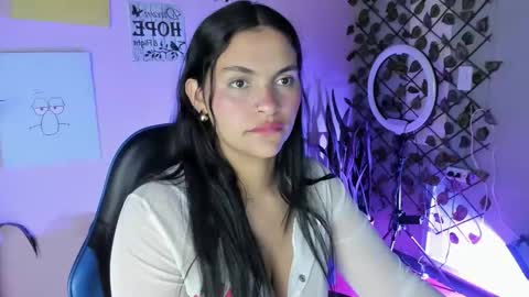 alisson_evans__ online show from November 22, 12:36 pm