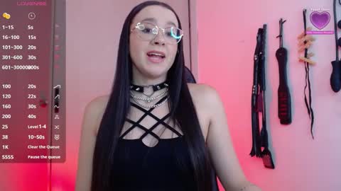 Alisson Beckett online show from November 18, 7:17 pm