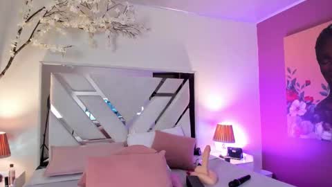 ALISSON  online show from October 17, 10:58 pm