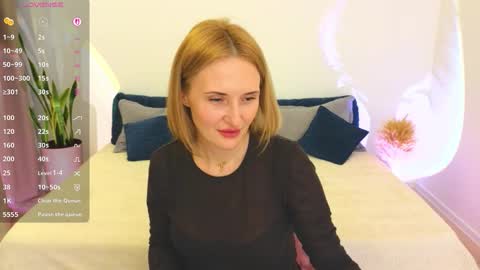 alisssarose online show from March 17, 9:20 pm