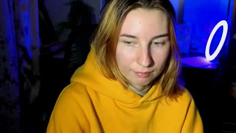 A L I C E  online show from October 16, 6:07 pm