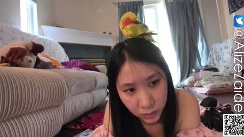 Alize Zaide online show from October 14, 8:23 pm