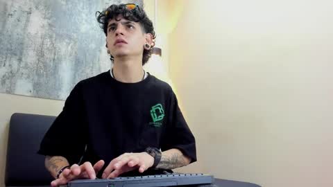 JEFERSON online show from March 30, 3:23 pm