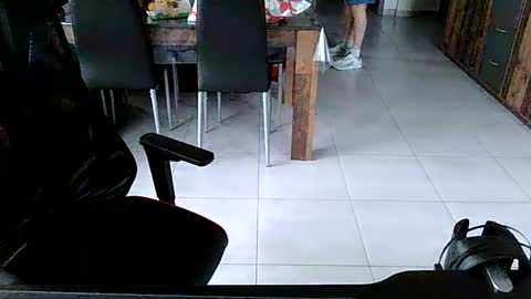 allan57000 online show from June 8, 7:53 am