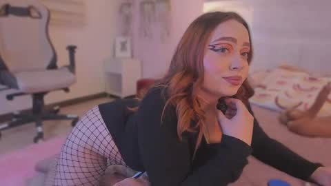 Laura online show from March 23, 6:07 am