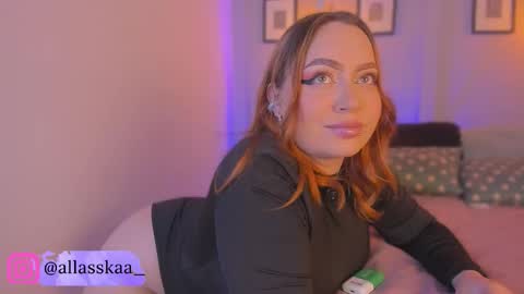 Laura online show from February 24, 5:21 am